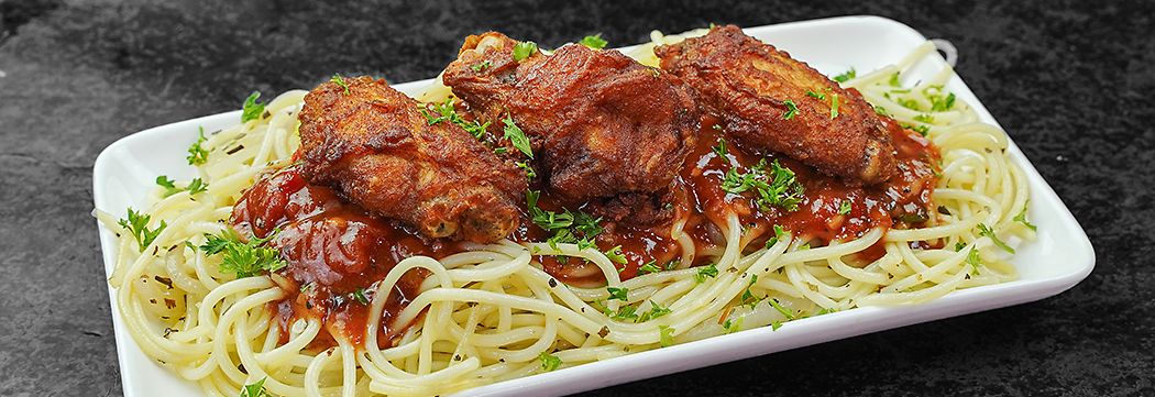 Chicken Wings with Spaghetti